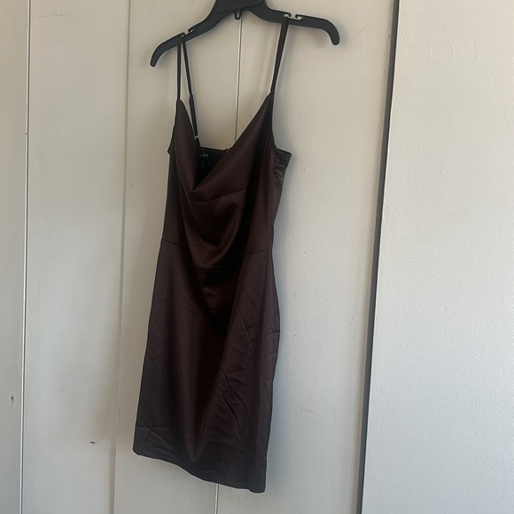 💥LAST ONENWT ASOS Parisian satin cami strap mini dress in chocolate brown - Picture 6 of 17